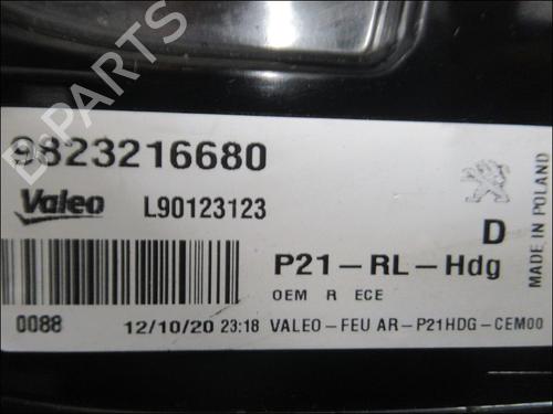 right-taillight-peugeot-208-ii-ub_-up_-uw_-uj_-2019-30404295 main image