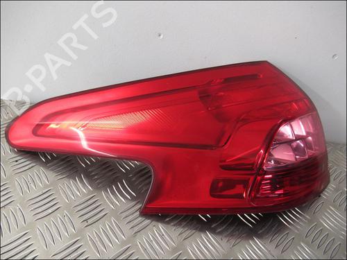 Used Left taillight CITROËN C5 III Break (RW_) 2.0 HDi (136 hp) 17135526