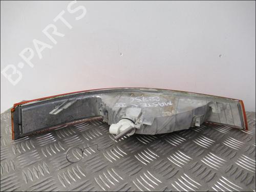 Used Left front indicator RENAULT MASTER II Van (FD) 3.0 dCi 140 (FD0T, FD0S, FD2T, FD3S, FD8S) (136 hp) 18351982