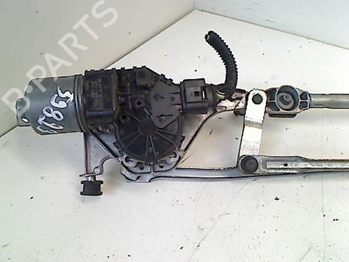 Used Front wiper motor FORD FOCUS II (DA_, HCP, DP) [2004-2013]  23156798