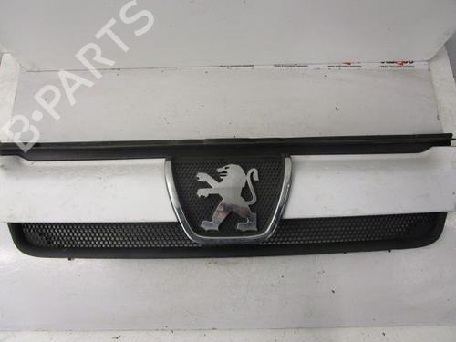 Used Grille PEUGEOT BOXER Van (244) 2.0 HDi (84 hp) 15420221