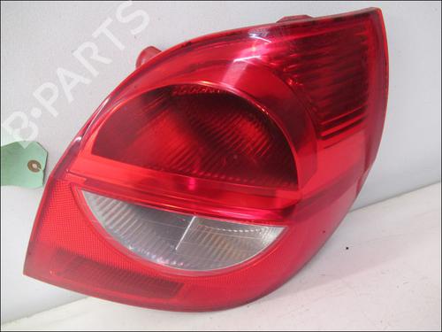 Used Right taillight RENAULT CLIO III (BR0/1, CR0/1) 1.5 dCi (C/BR0G, C/BR1G) (68 hp) 15274436