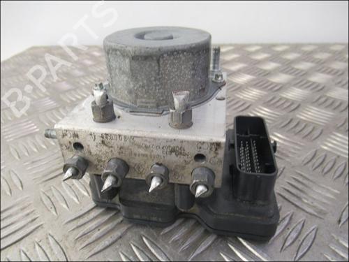 Used ABS pump RENAULT CAPTUR I (J5_, H5_) 1.5 dCi 90 (J5N4, J5M5, J5MW, J5M6, J5AL, J5AJ) (90 hp) 18543357