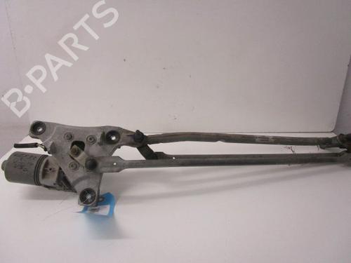 Used Front wiper motor VOLVO V50 (545) 2.4 (140 hp) 23156804