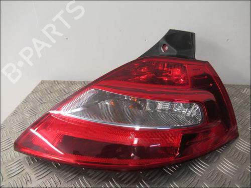 Used Right taillight RENAULT MEGANE II (BM0/1_, CM0/1_) 1.5 dCi (BM1E, CM1E) (106 hp) 21391880