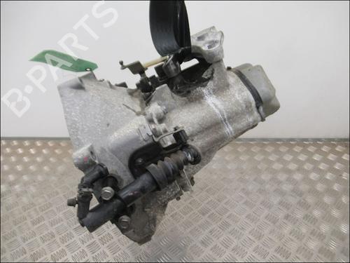 Used Gearbox PEUGEOT 208 I (CA_, CC_) 1.2 VTI 82 (82 hp) 26570686
