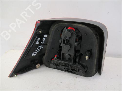 Used Right taillight VW GOLF IV (1J1) 1.6 (100 hp) 15420452