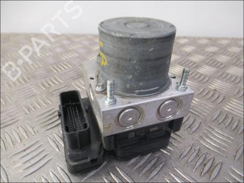 Used ABS pump RENAULT KANGOO Express (FW0/1_) 1.5 dCi 90 (FW0G, FW05, FW08, FW11) (90 hp) 25610897