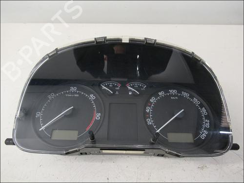 Used Instrument cluster SKODA OCTAVIA I Combi (1U5) 1.9 TDI (110 hp) 15274984