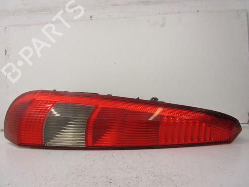 Used Left taillight FORD FIESTA V (JH_, JD_) 1.4 TDCi (68 hp) 15419076
