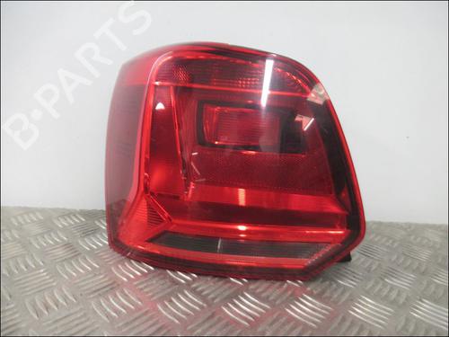 Venstre baglygte VW POLO V (6R1, 6C1) 1.2 TSI 16V (90 hp) 31243383