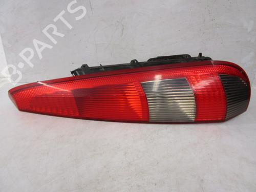 Used Right taillight FORD FIESTA V (JH_, JD_) 1.4 TDCi (68 hp) 15419412