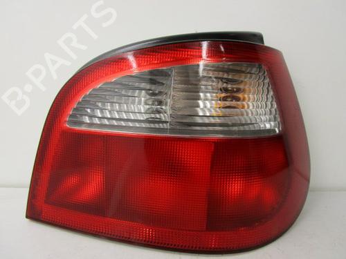 Used Right taillight RENAULT MEGANE I (BA0/1_) 1.6 16V (BA04, BA0B, BA11, BA1J, BA16, BA19, BA1K, BA1V,... (107 hp) 15418864