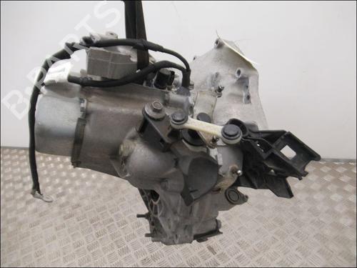 Used Gearbox PEUGEOT 208 I (CA_, CC_) 1.2 VTI 82 (82 hp) 23896572