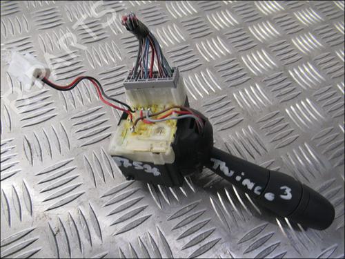 Used Headlight switch RENAULT TWINGO III (BCM_, BCA_) 0.9 TCe 90 (BCM9, BCM2) (90 hp) 17134974