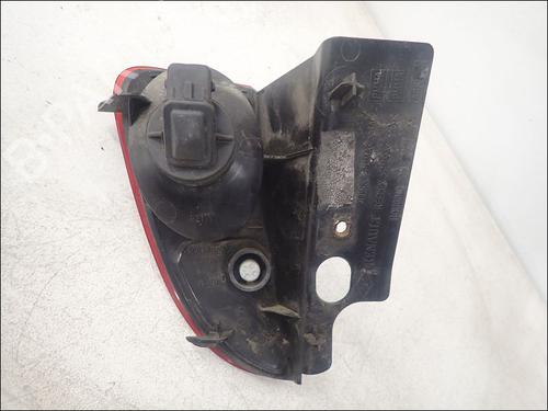 Feu de brouillard arrière RENAULT ESPACE IV (JK0/1_) 2.2 dCi (JK0H) (150 hp) 15275351
