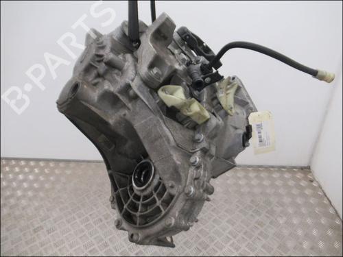 Used Gearbox RENAULT MEGANE IV Hatchback (B9A/M/N_) 1.6 dCi 130 (B9A4) (130 hp) 32659165