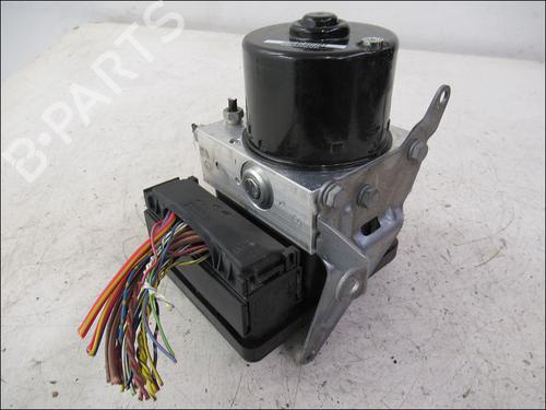 Used ABS pump BMW 1 (E81) 118 d (143 hp) 15418877