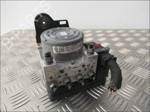 Used ABS pump AUDI A3 (8V1, 8VK) 1.6 TDI (105 hp) 17134908