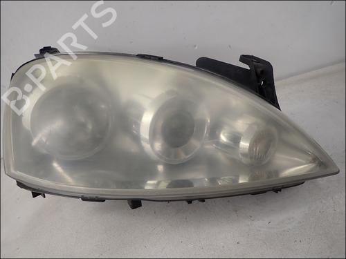 Used Right headlight OPEL CORSA C (X01) 1.3 CDTI (F08, F68) (70 hp) 15420156