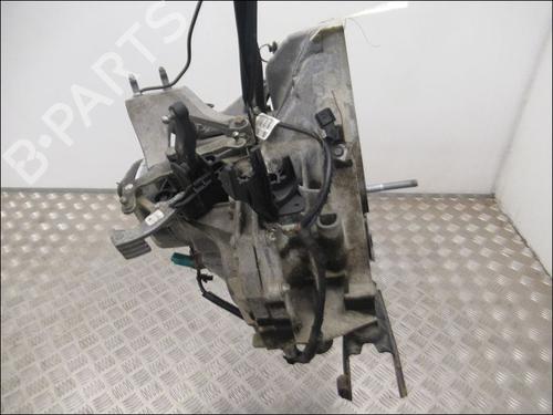 Used Gearbox DACIA SANDERO II TCe 90 (B8M1, B8MA, B8AC) (90 hp) 28833062