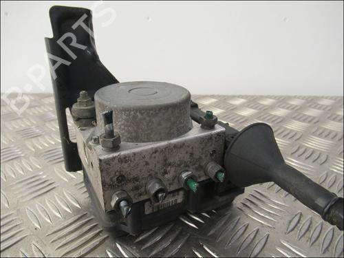 Used ABS pump RENAULT CLIO III (BR0/1, CR0/1) 1.5 dCi (BR17, CR17) (86 hp) 18351792