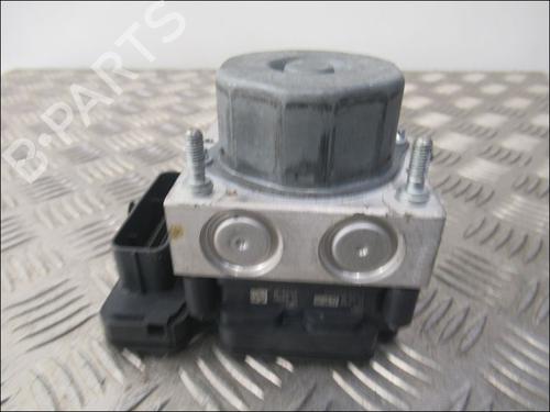ABS Bremseaggregat RENAULT CLIO IV Grandtour (KH_) 1.5 dCi 90 (KHN3, KHN4) (90 hp) 21946422