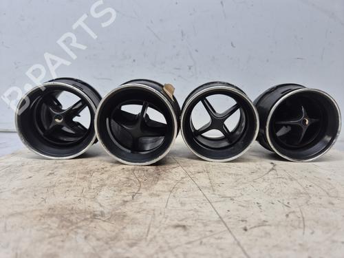 Luftventil MERCEDES-BENZ 123 Coupe (C123) 230 CE (123.243) (136 hp) 33210387