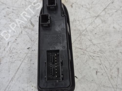 Left front window switch PEUGEOT 308 SW I (4E_, 4H_) 1.6 16V | BP34254991I27 - Image 2