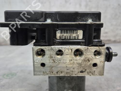 Used ABS pump ABS pump PEUGEOT 3008 I MPV (0U_) 1.6 HDi (112 hp) 30868148 30868148