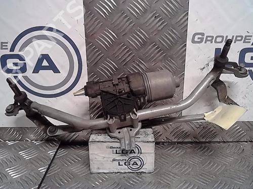 Used Front wiper motor PEUGEOT 208 I (CA_, CC_) 1.4 HDi (68 hp) 13861207