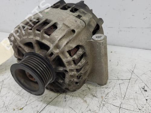 Używane Alternator Alternator 38004436 38004436