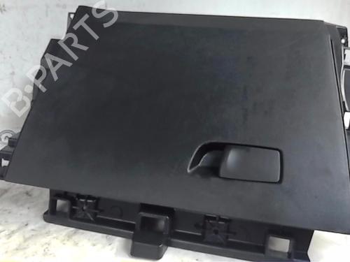 Used Glove box RENAULT CAPTUR II (HF_) Blue dCi 115 (HFAD) (116 hp) 18114170