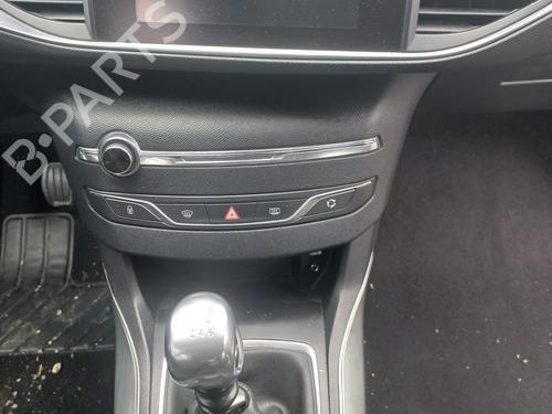 Display de informações Display de informações PEUGEOT 308 SW II (LC_, LJ_, LR_, LX_, L4_) 2.0 BlueHDi 150 (150 hp) 33477156 33477156