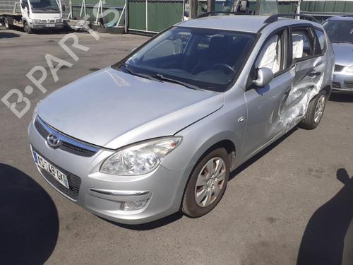Engine control unit (ECU) HYUNDAI i30 Estate (FD) 1.6 CRDi | BP13842331M57 