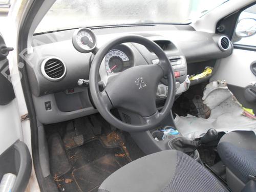Right front door PEUGEOT 107 (PM_, PN_) 1.0 | BP13822303C3