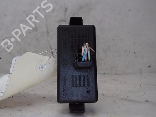 Used Warning switch RENAULT MEGANE III Hatchback (BZ0/1_, B3_) [2008-2025]  13833143