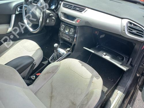 Armrest / Center console CITROËN C3 II (SC_) 1.4 HDi 70 (SC8HZC, SC8HR0, SC8HP4) | BP38526918I20  - Image 7