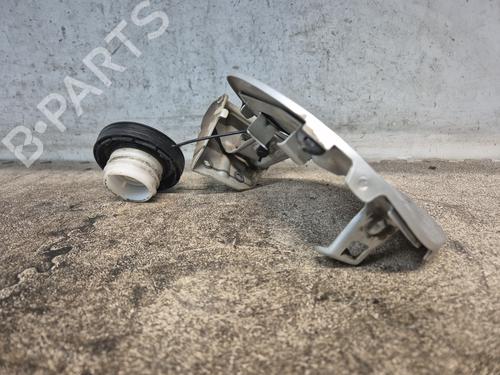 Fuel flap SUZUKI GRAND VITARA II (JT, TE, TD) 1.9 DDiS All-wheel Drive (JT419, TD44, JB419WD, JB419XD,... | BP29441368C131 