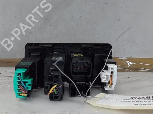 Used Headlight switch KIA VENGA (YN) 1.4 CRDi 90 (90 hp) 19057394