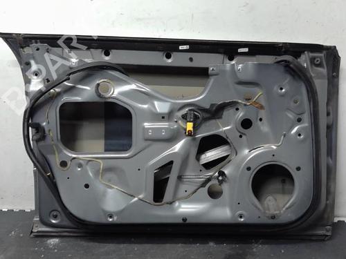 Used Left front door AUDI A4 B7 Avant (8ED) [2004-2008]  18315370