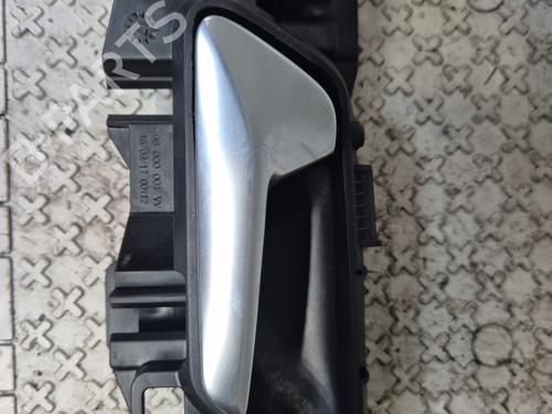 Used Front left interior door handle PEUGEOT 308 SW II (LC_, LJ_, LR_, LX_, L4_) 1.6 BlueHDi 120 (120 hp) 26442526