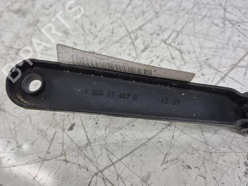 Used Front windshield wiper arm Front windshield wiper arm 37162417 37162417