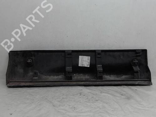 Used Door moulding trim LAND ROVER RANGE ROVER SPORT I (L320) 2.7 D 4x4 (190 hp) 15774670