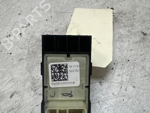 Used Right front window switch Right front window switch 38548353 38548353