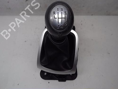 Gear lever RENAULT MEGANE III Coupe (DZ0/1_) 1.5 dCi (DZ0B) | BP13835302M90