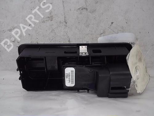 Left rear window switch LAND ROVER RANGE ROVER SPORT I (L320) 2.7 D 4x4 | BP13833658I29 