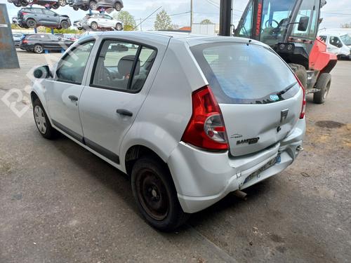 Engine control unit (ECU) DACIA SANDERO | BP35885878M57 - Image 9