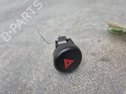 Used Warning switch NISSAN JUKE (F15) 1.5 dCi (110 hp) 30767003