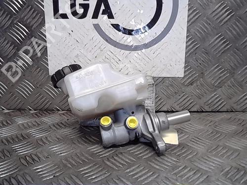 Used Brake master cylinder RENAULT TWINGO III (BCM_, BCA_) 0.9 TCe 95 (92 hp) 14522573
